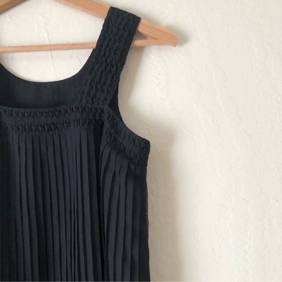 French Connection black sleeveless pleated top size 6 - Picture 16 of 16